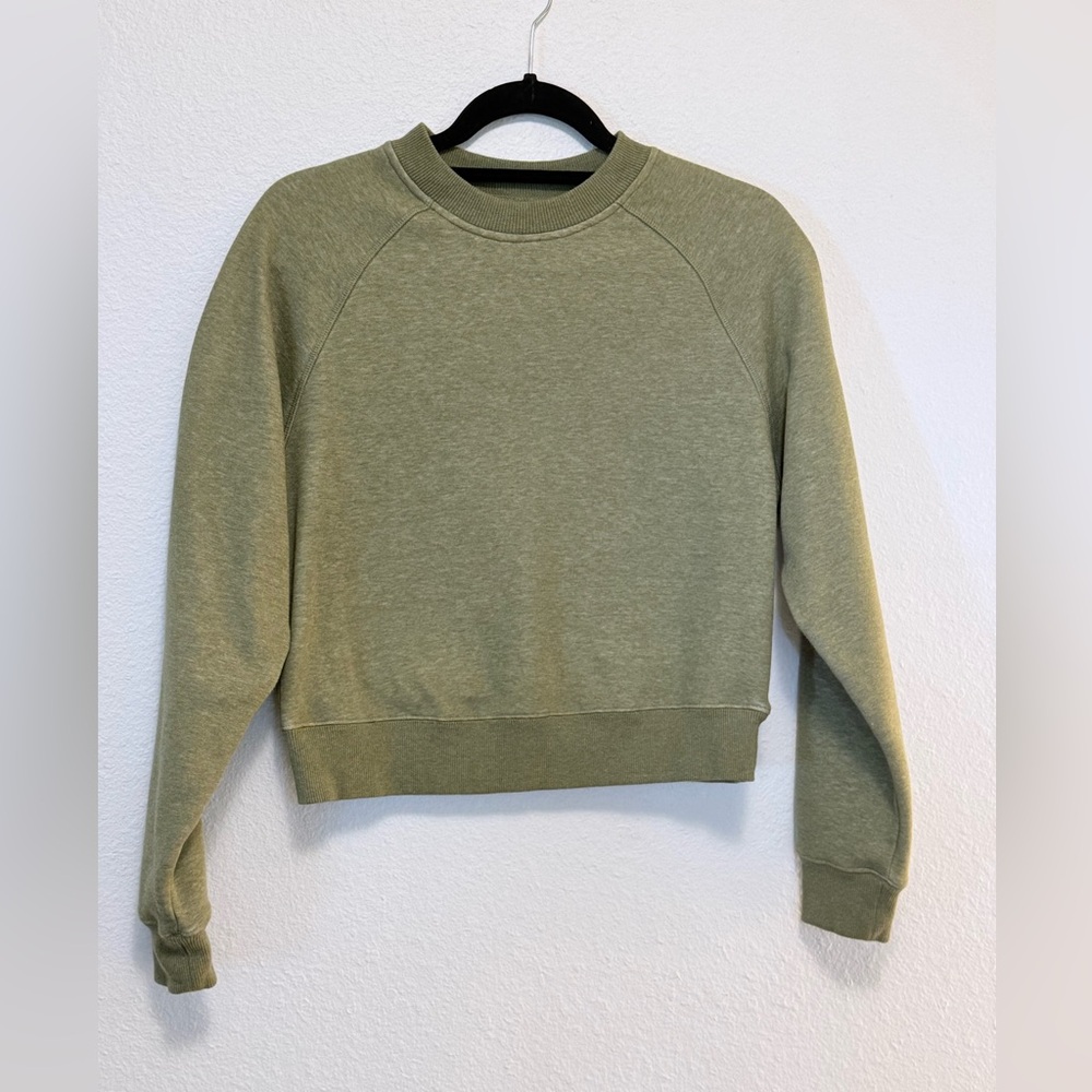 NWOT Fabletics Cozy Fleece Crew Sweatshirt S